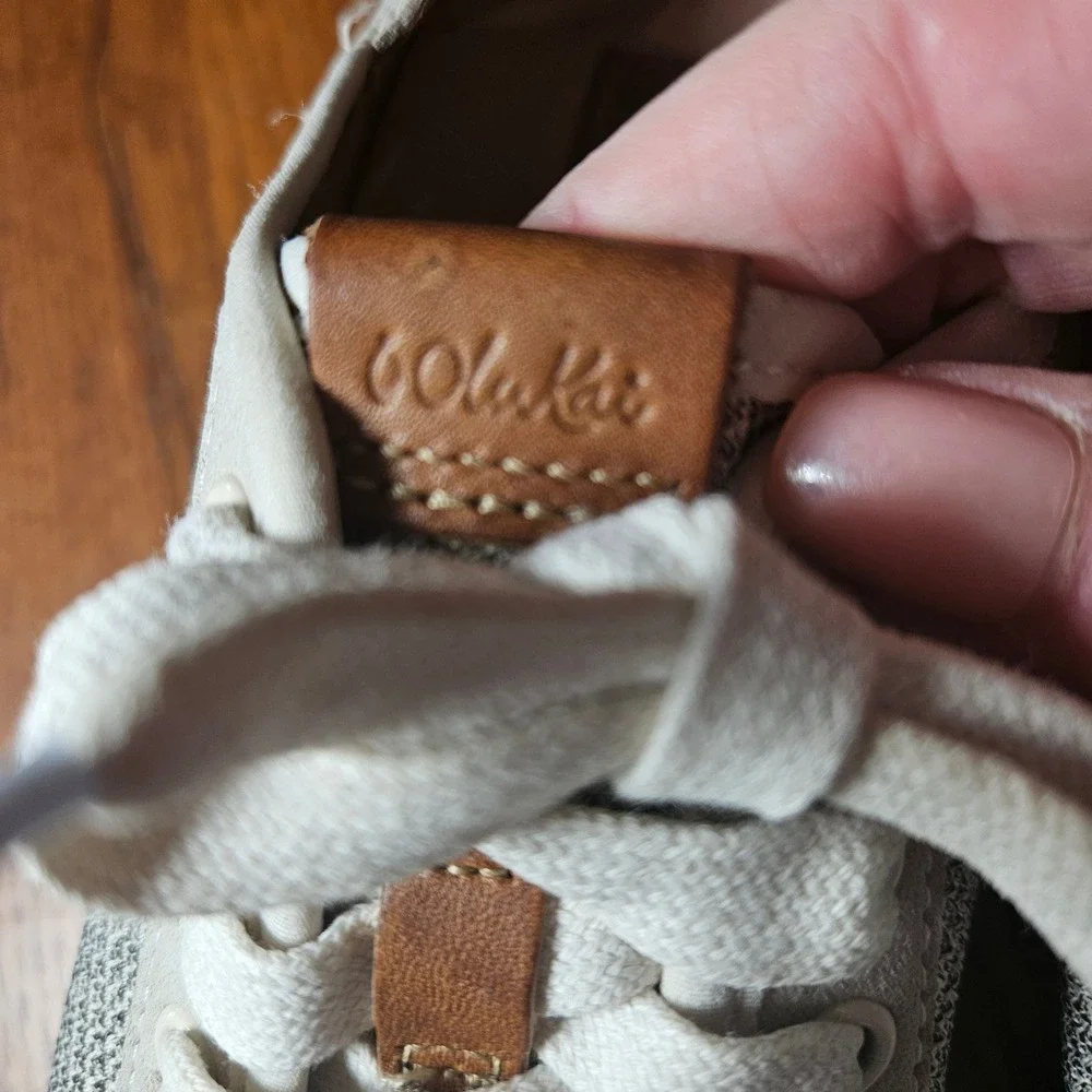 OluKai Pehuea Li‎ Womens 6 Grey Taupe Mesh Lace Up Sneakers 20379-2020